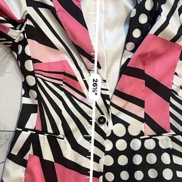 Basler | 38 / 6 | pink black geometric print 1980s satin blazer - Picture 5 of 9